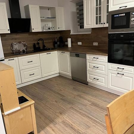 Apartmany Tobias Besiny Ngoại thất bức ảnh