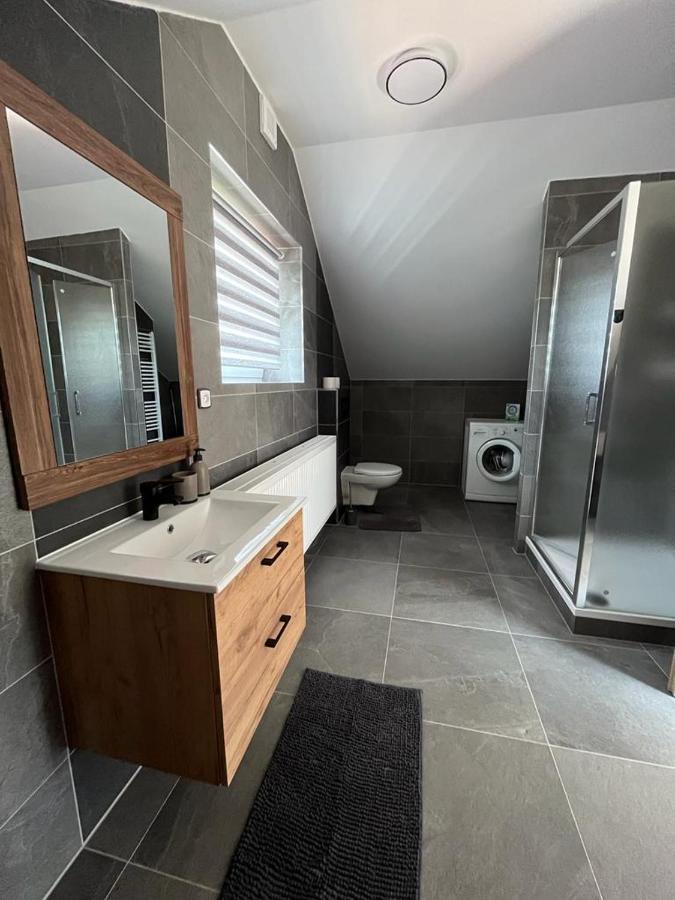 Apartmany Tobias Besiny Ngoại thất bức ảnh