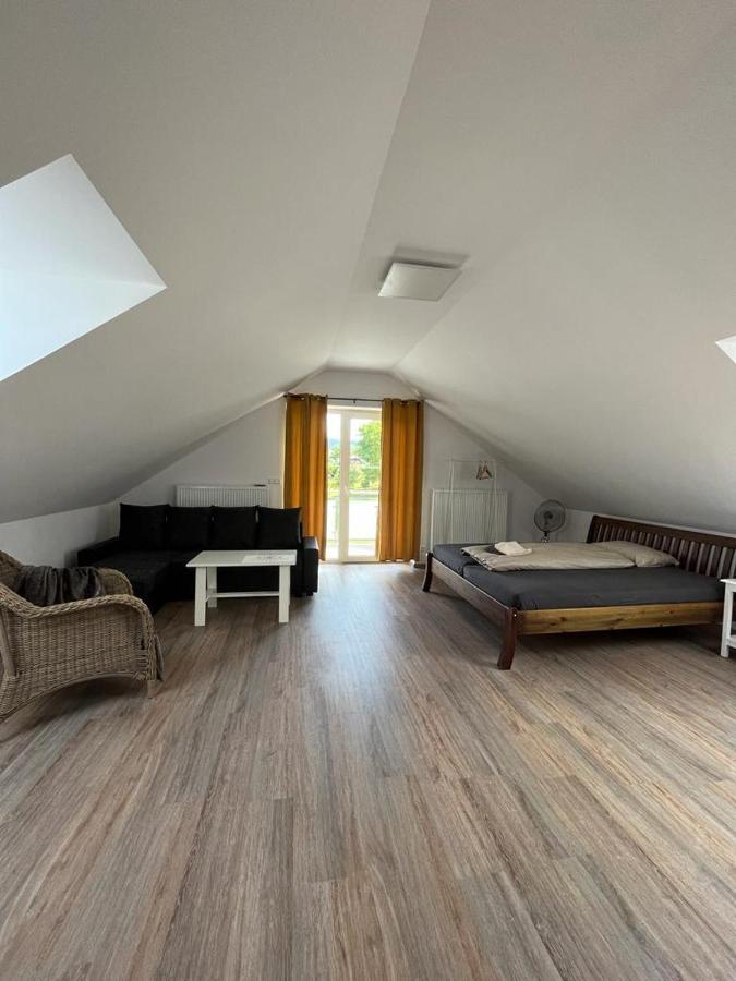 Apartmany Tobias Besiny Ngoại thất bức ảnh