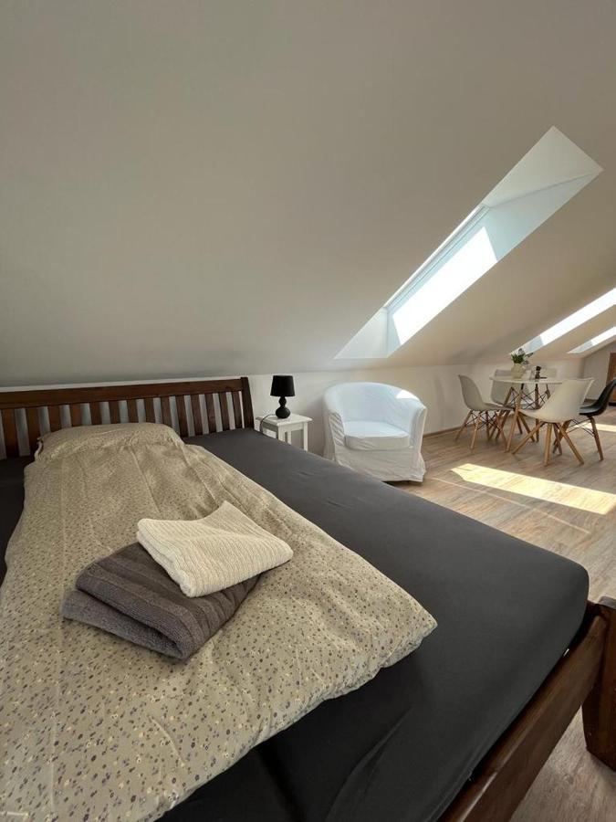 Apartmany Tobias Besiny Ngoại thất bức ảnh