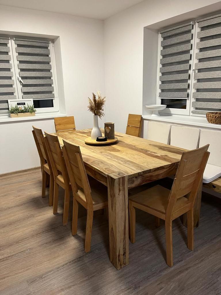 Apartmany Tobias Besiny Ngoại thất bức ảnh